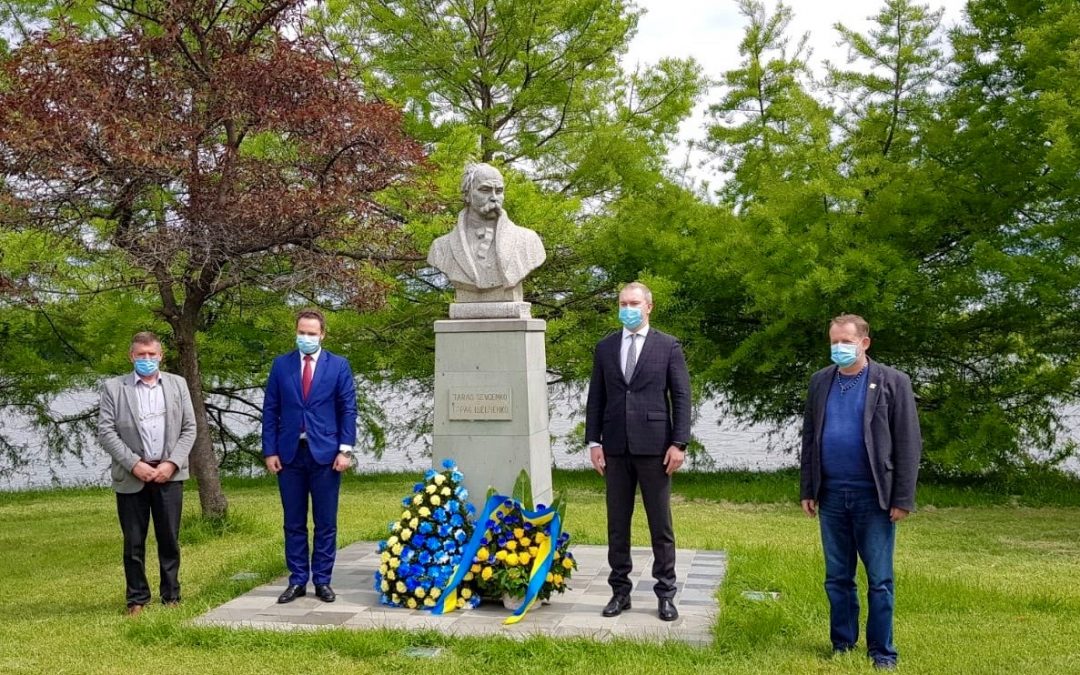 Ceremonie dedicata poetului național ucrainean Taras Șevcenko la București