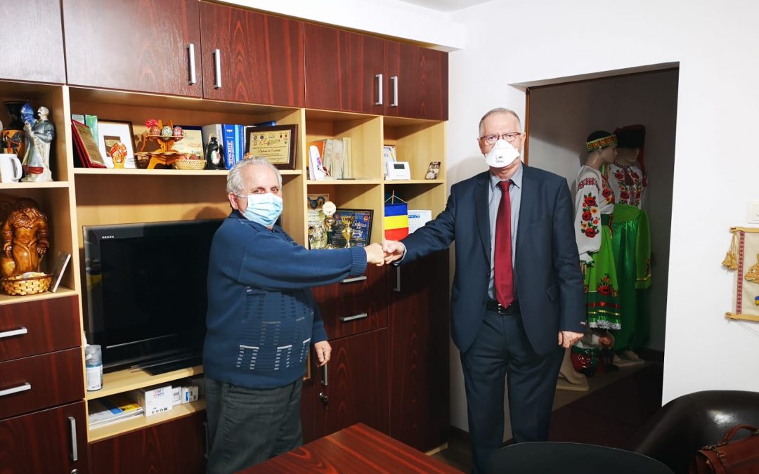 Робоча зустріч у приміщенні Ясської філії Союзу українців Румунії