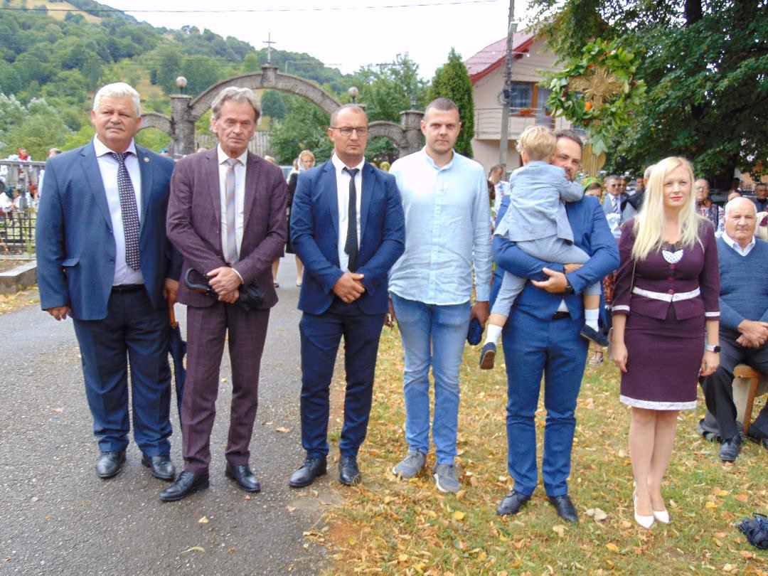 3-1