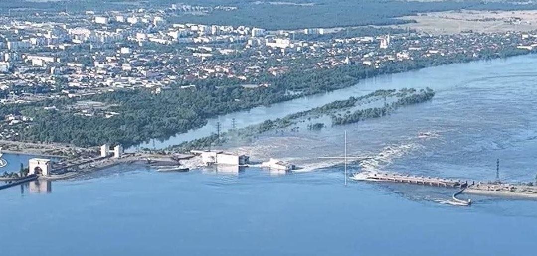 UUR condamnă cu fermitate distrugerea barajului Nova Kakhovka