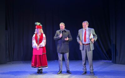 Spectacol de tradiții și obiceiuri ucrainene de iarnă, la București