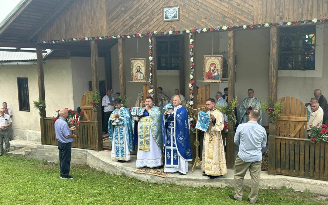 Микола-Мирослав Петрецький взяв участь у престольному святі храму в с. Коштіль